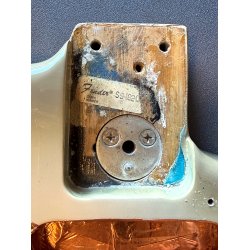 (BRUGT) Fender Stratocaster 1979 Antigua